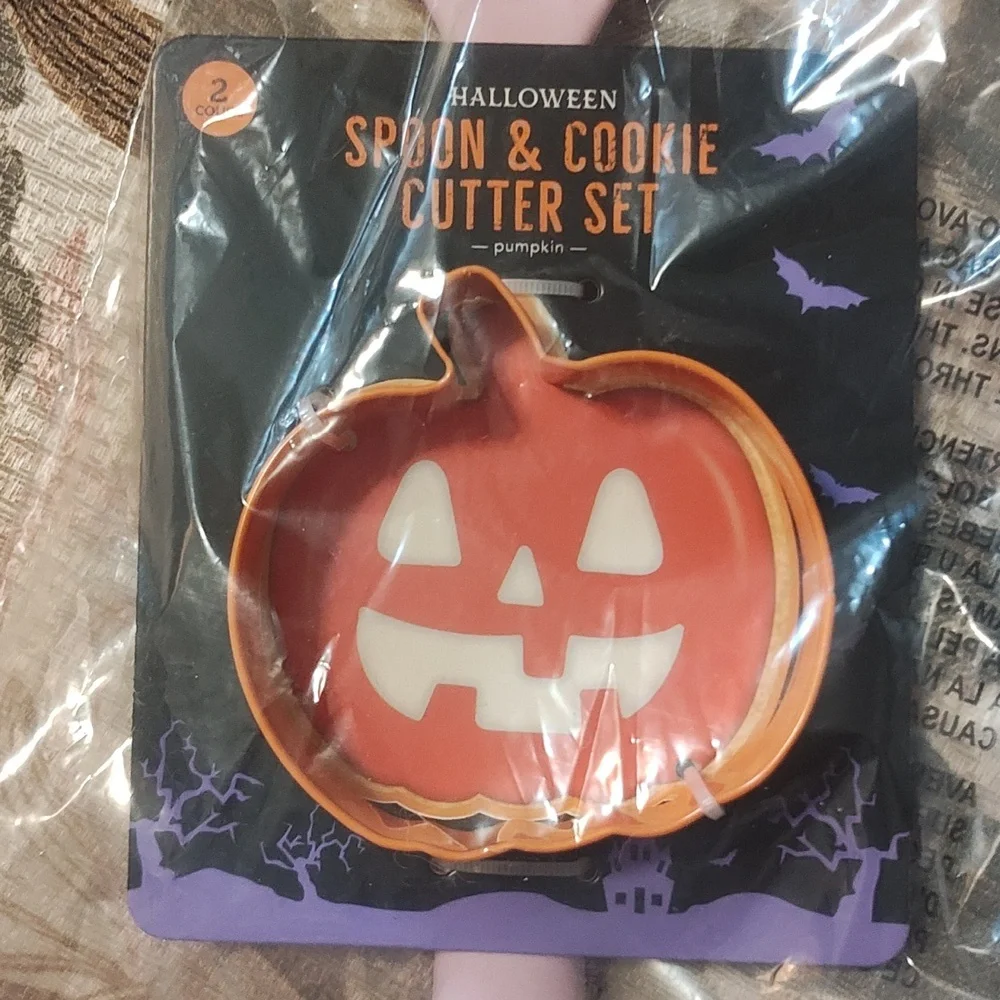 Halloween Spoon & Cookie Cutter Set - Pink
